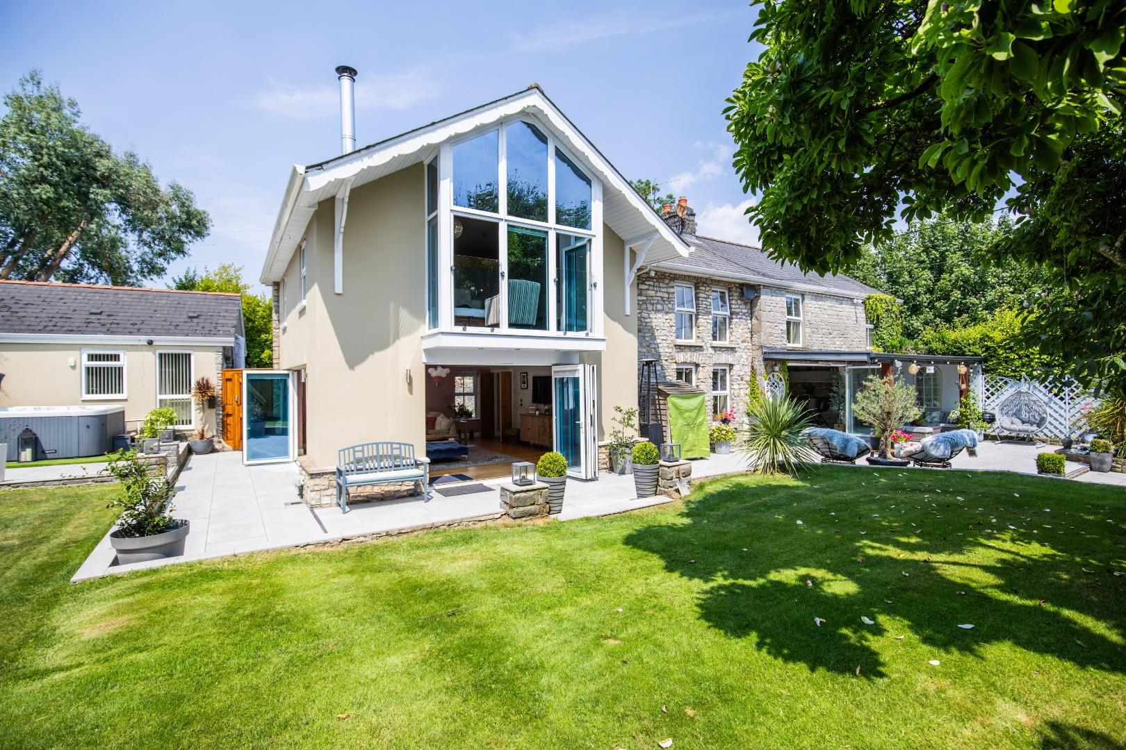 Foxleigh House, Trerhyngyll, Nr Cowbridge, Vale Of Glamorgan, CF71 7TN